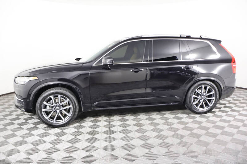 2018 Volvo XC90 T6 Momentum