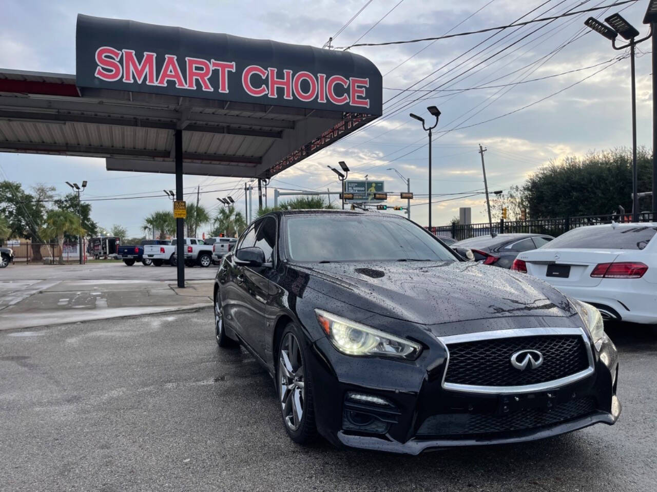 2014 INFINITI Q50 for sale at SMART CHOICE AUTO in Pasadena, TX