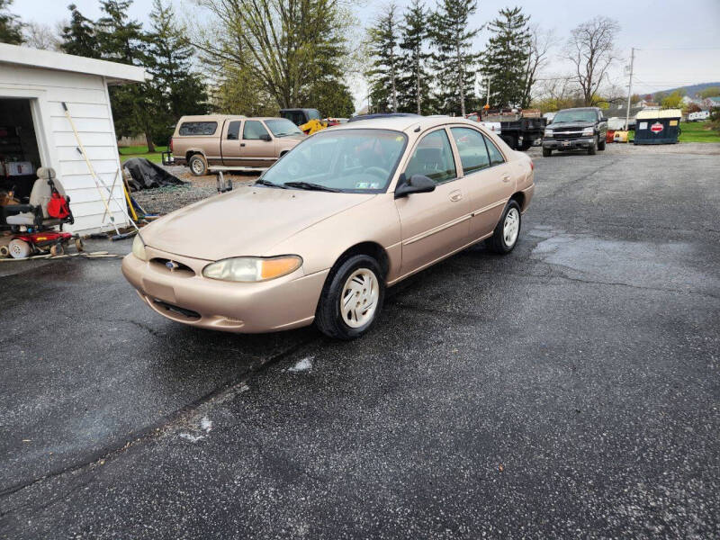 1999 Ford Escort SE