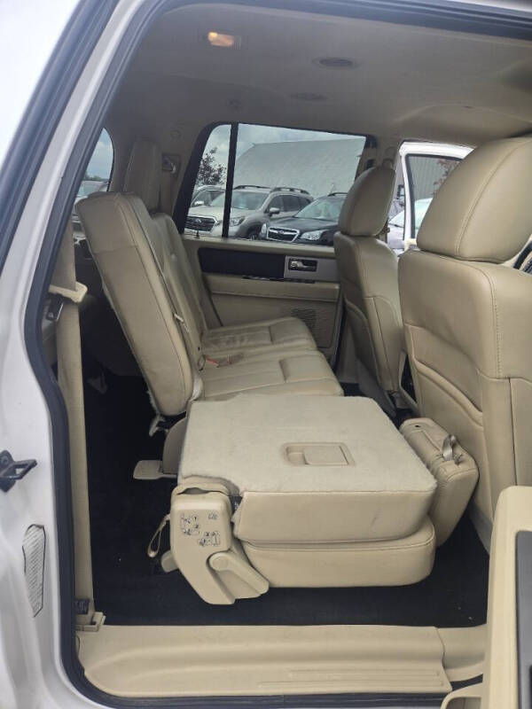 2017 Ford Expedition EL XLT