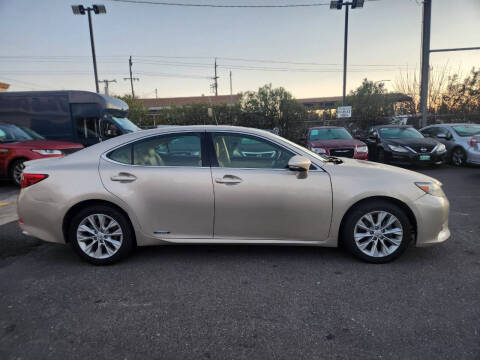 2013 Lexus ES 300h