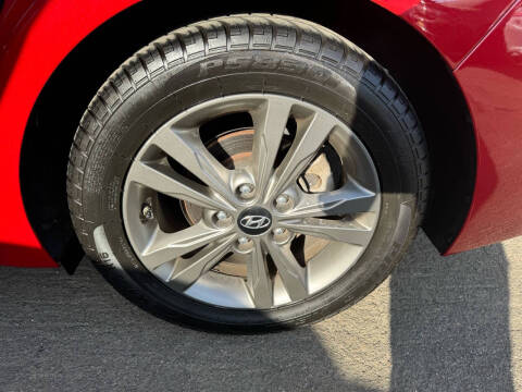 2018 Hyundai Elantra SEL