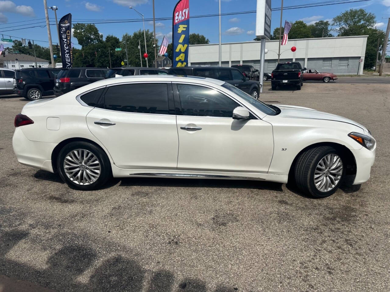 2016 INFINITI Q70L for sale at Kings Motors in Dayton, OH