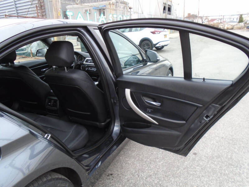 2014 BMW 3 Series 320i xDrive