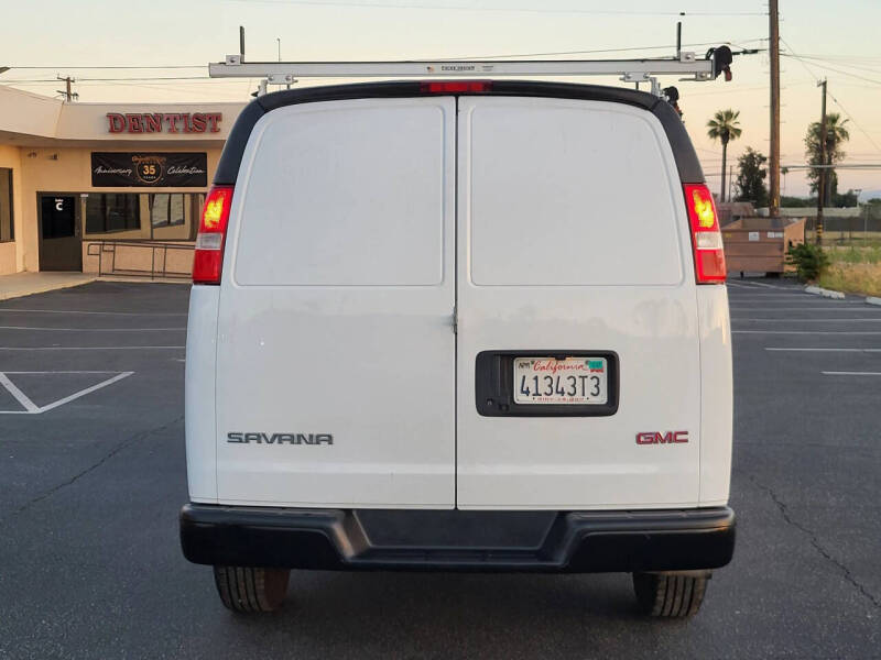 2023 GMC Savana 2500