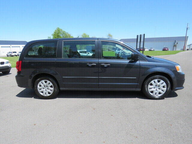 2014 Dodge Grand Caravan for sale at Modern Automotive Group LLC in Lafayette, TN