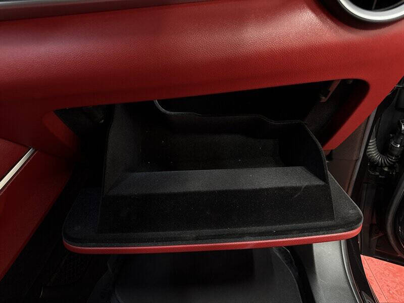 2018 Alfa Romeo Stelvio Ti Sport