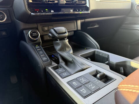 2024 Toyota Land Cruiser