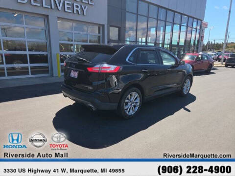 2020 Ford Edge Titanium