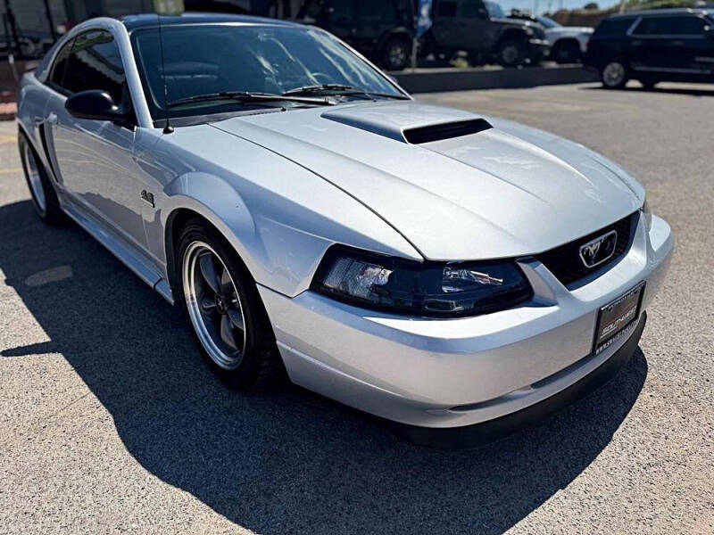 2002 Ford Mustang GT Deluxe