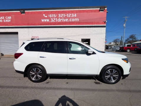 2017 Nissan Pathfinder S