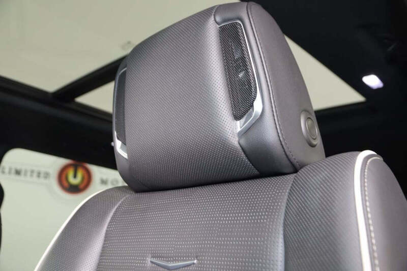 2022 Cadillac Escalade ESV Premium Luxury