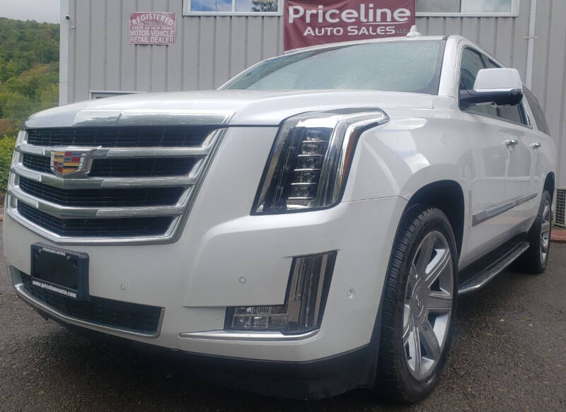 2020 Cadillac Escalade ESV for sale at PRICELINE AUTOS in Binghamton NY