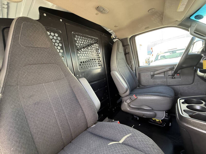 2020 GMC Savana 2500