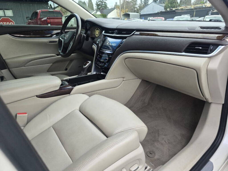 2013 Cadillac XTS Premium Collection