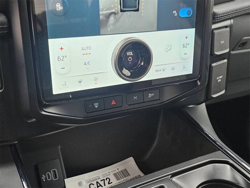 2025 Ford F-150 Lightning Flash