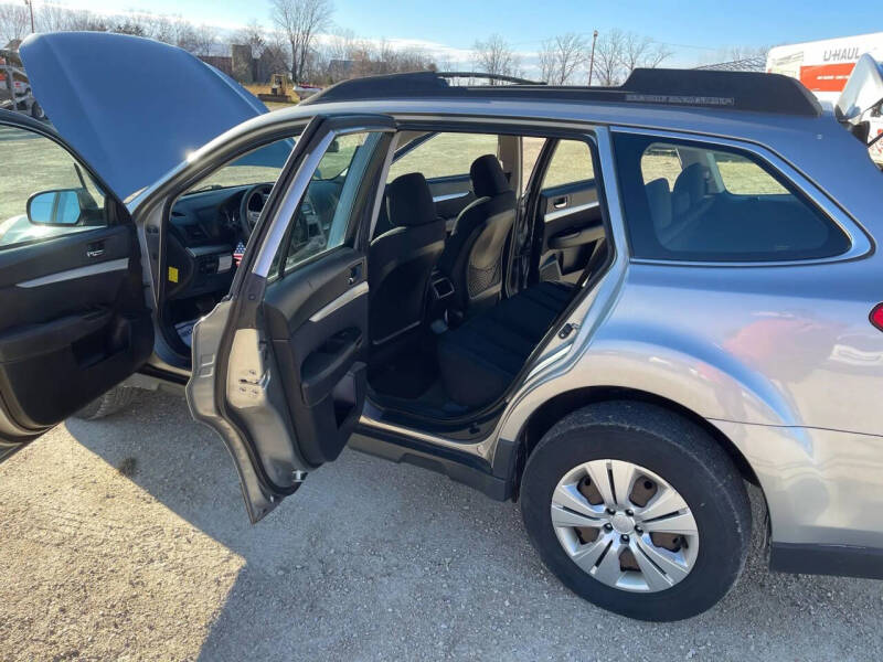 2011 Subaru Outback 2.5i