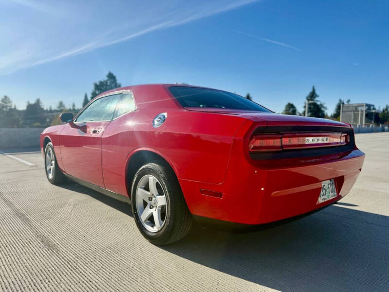2010 Dodge Challenger SE