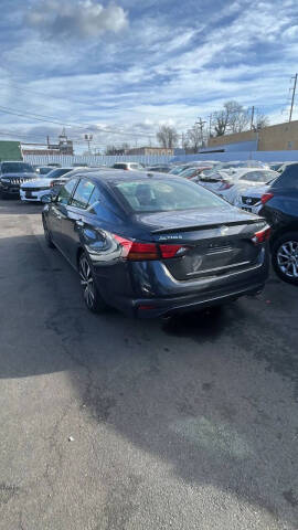 2020 Nissan Altima 2.5 Platinum