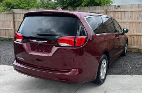 2017 Chrysler Pacifica LX
