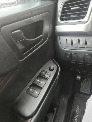 2014 Toyota Highlander LE Plus