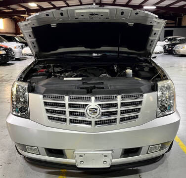 2010 Cadillac Escalade Luxury