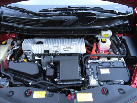 2014 Toyota Prius v Three