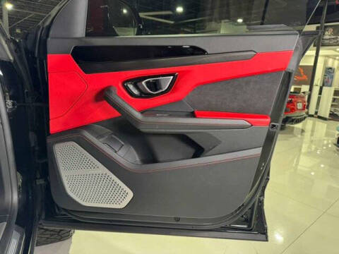 2022 Lamborghini Urus