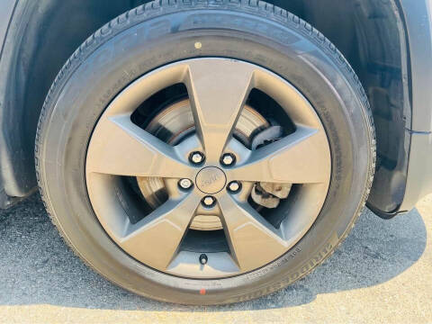 2016 Jeep Cherokee Latitude 75th Anniversary