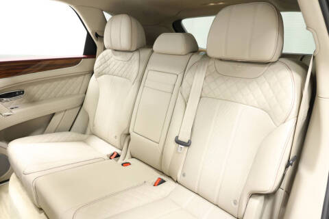 2020 Bentley Bentayga Hybrid