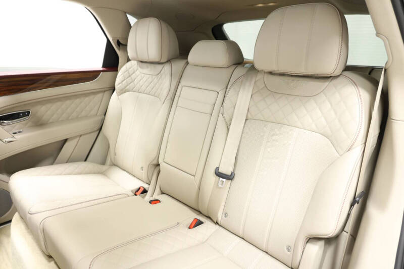 2020 Bentley Bentayga Hybrid