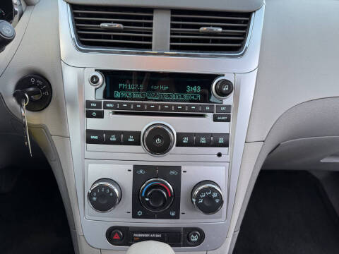 2011 Chevrolet Malibu LS