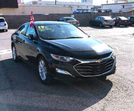 2019 Chevrolet Malibu for sale at DESERT AUTO TRADER in Las Vegas NV