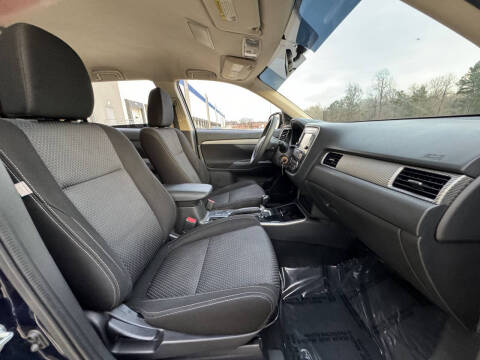 2018 Mitsubishi Outlander ES