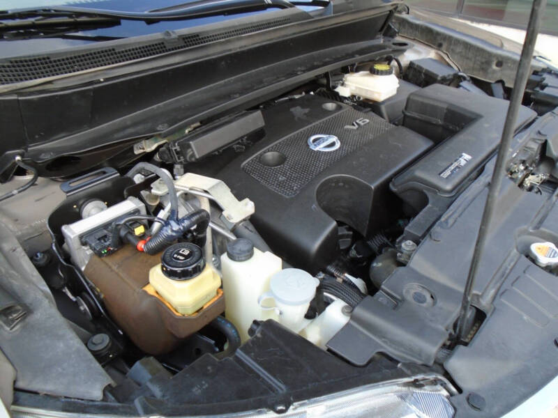 2014 Nissan Pathfinder Platinum