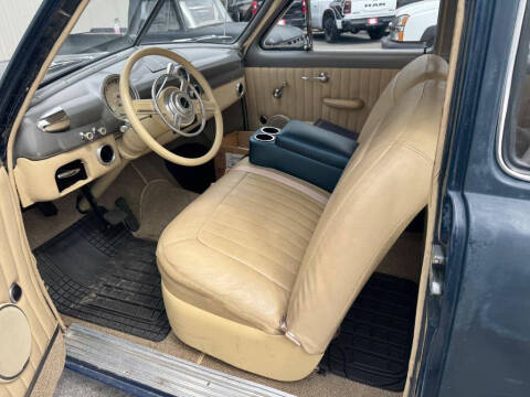 1950 Ford 2 DR Club Coupe