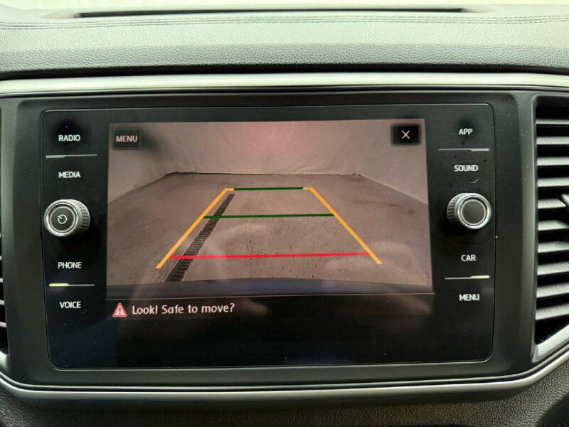 2020 Volkswagen Atlas Cross Sport SE 4Motion