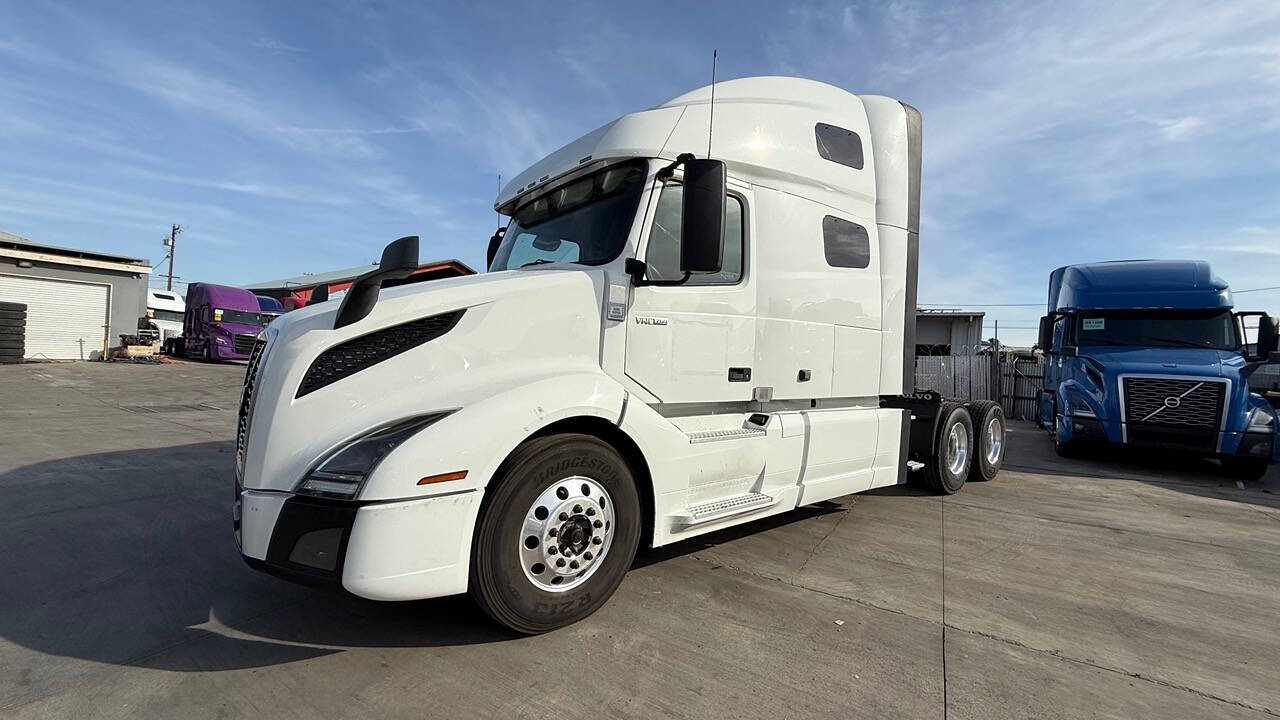 2019 Volvo VNL for sale at KING TRUCK TRAILER SALES in Bakersfield, CA