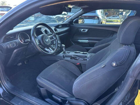 2021 Ford Mustang EcoBoost