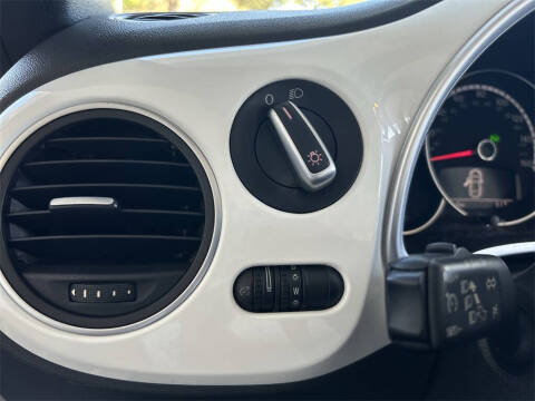 2015 Volkswagen Beetle Convertible