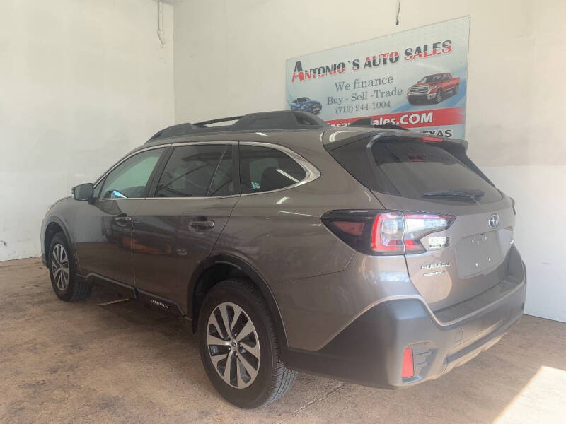 2022 Subaru Outback Premium