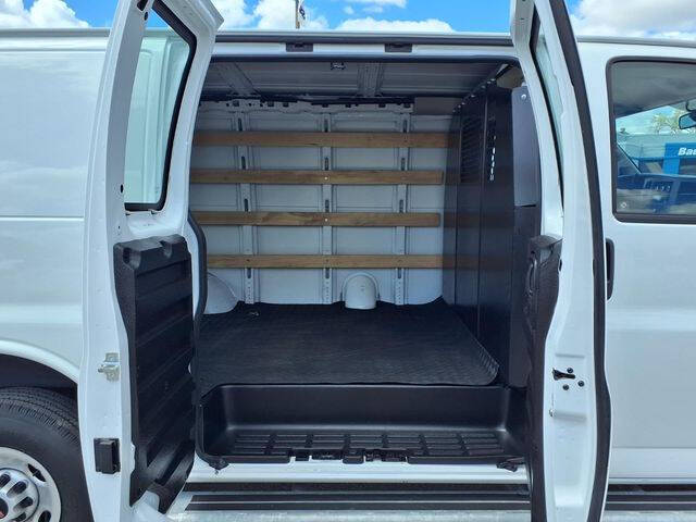 2024 GMC Savana 2500