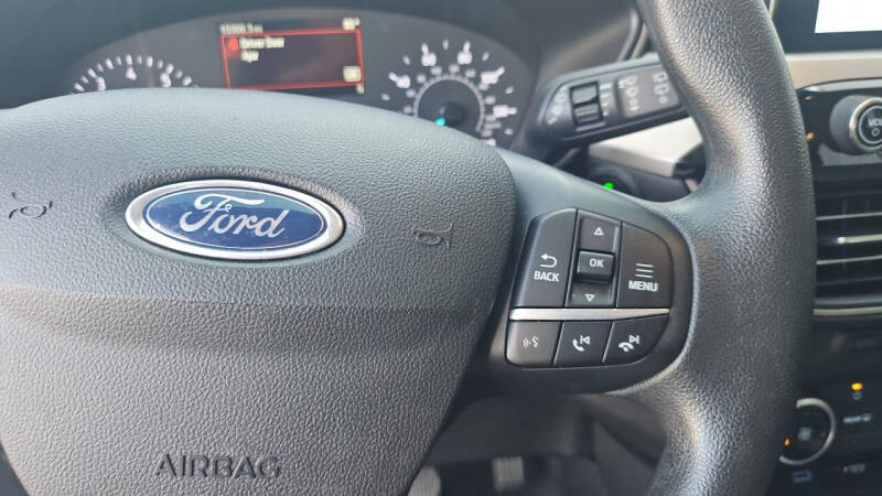 2022 Ford Escape SE