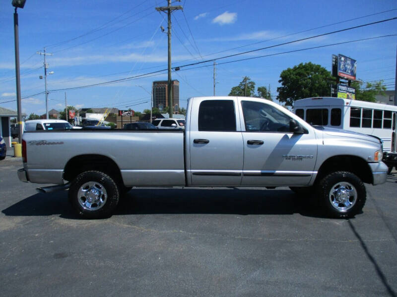 2005 Dodge Ram Pickup 3500 SLT