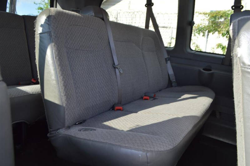 2017 Chevrolet Express Passenger
