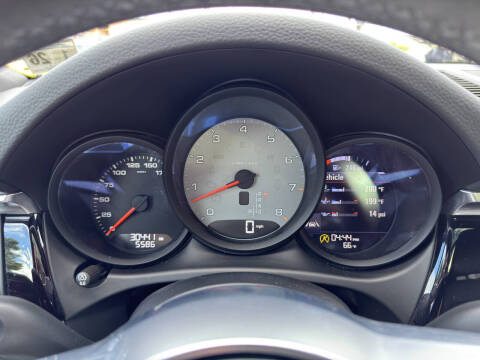 2020 Porsche Macan S