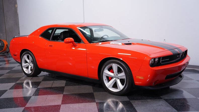 2008 Dodge Challenger SRT8