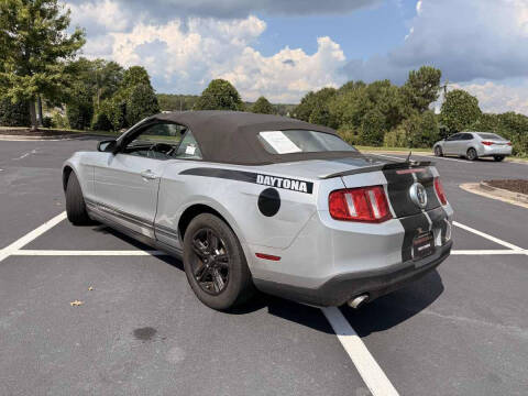 2011 Ford Mustang V6