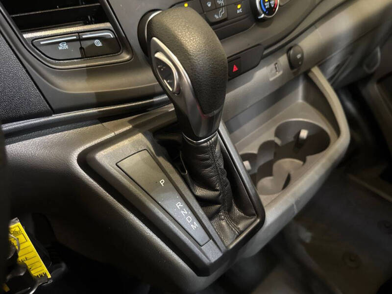 2025 Ford Transit