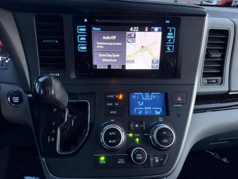 2016 Toyota Sienna